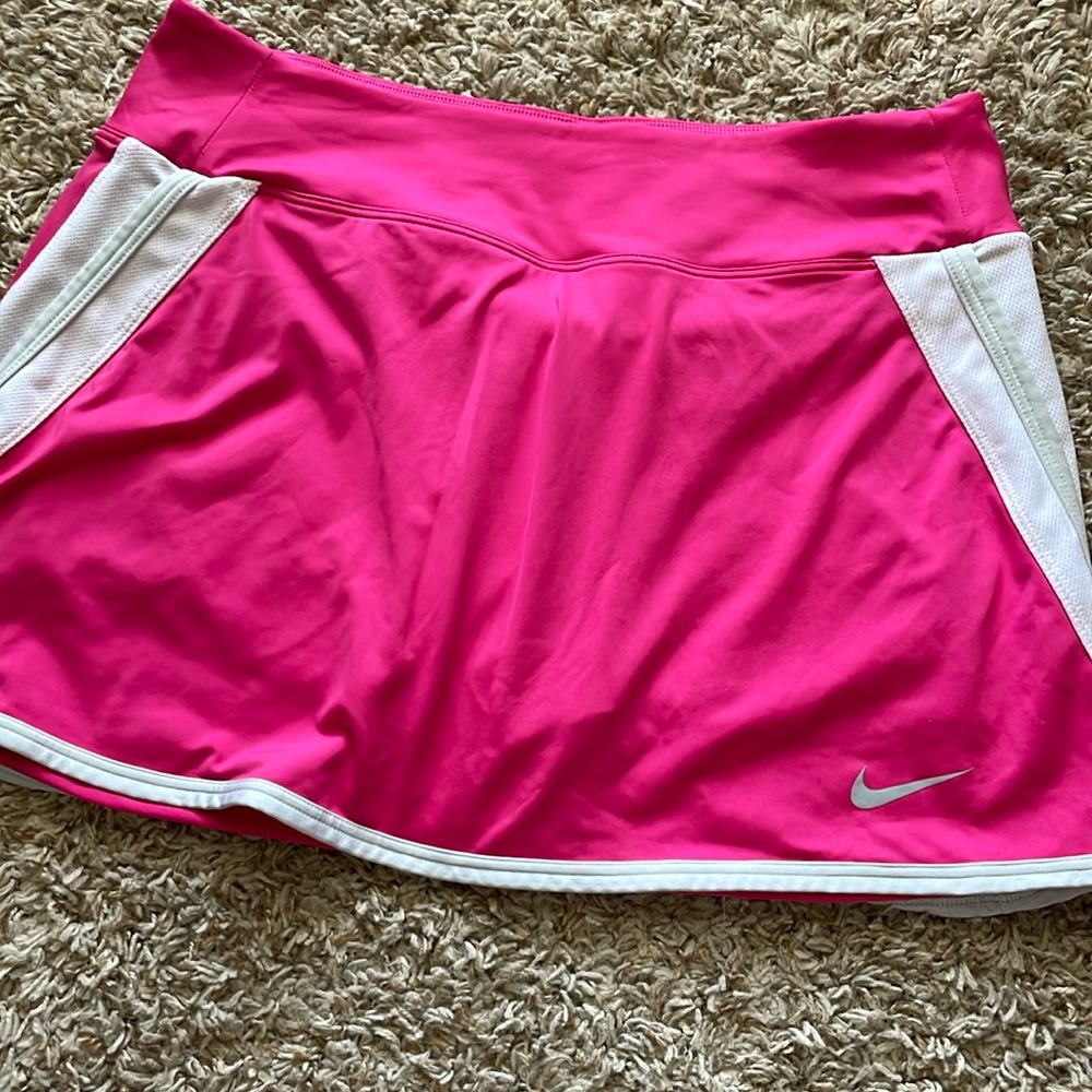 Nike women’s skirt